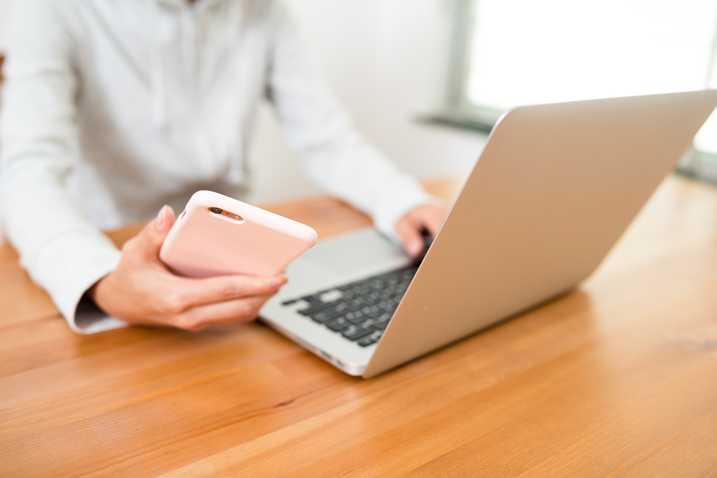 Use Computer and Mobile Phone